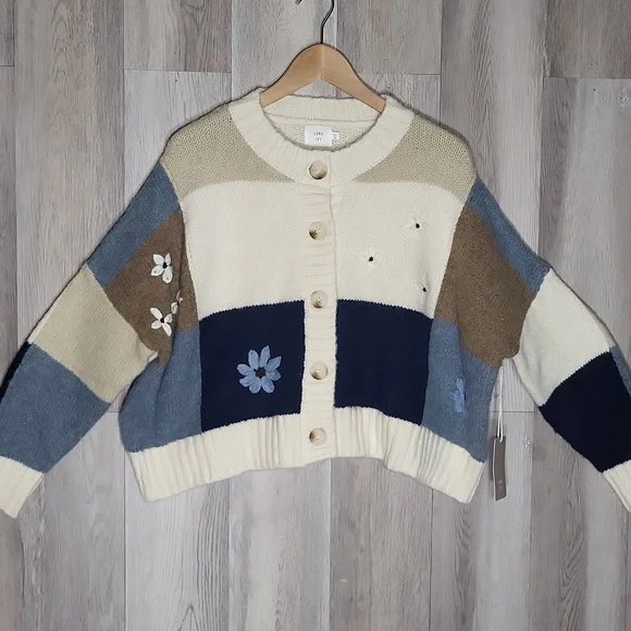 Luna Ivy Anthropologie Women XS Oversized Cardigan Knit Patchwork Floral NWT - Picture 3 of 10